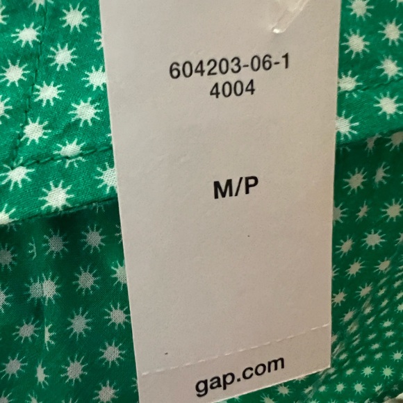 Gap fitted boyfriend button down shirt - Picture 7 of 10